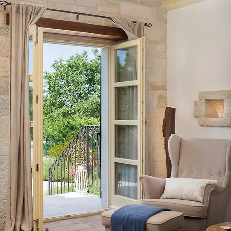 Grando I Villa